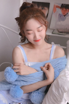 初高中女厕所自慰喷水